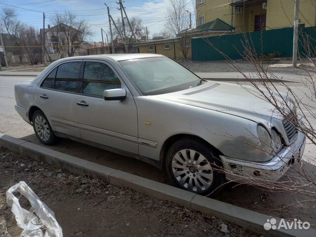 Mercedes-Benz E-класс 2.4 AT, 1998, 300 000 км