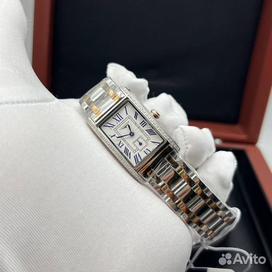 Женские часы Longines