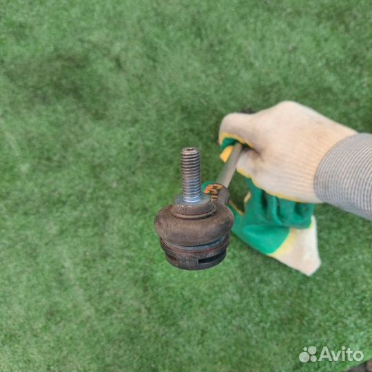 Стойка стабилизатора передняя правая Bmw 320I F30