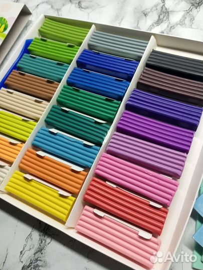 Пластилин 24шт + 6 тетрадей Отдам за 2 шоколадки