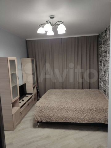 2-к. квартира, 60 м², 4/4 эт.