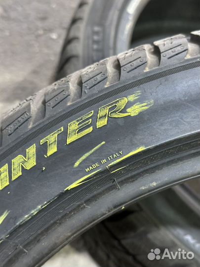 Pirelli Winter Sottozero 3 235/40 R19 98V