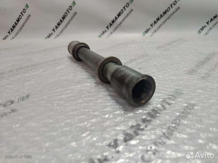 Передняя ось колеса Kawasaki ZX-636 05-06г