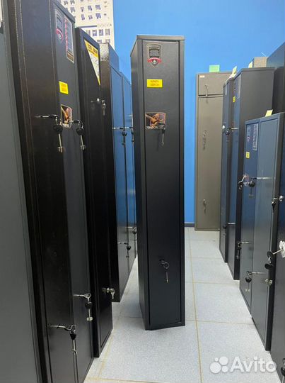 Сейф оружейный на 2 ружья мр-155 внут. высота 130