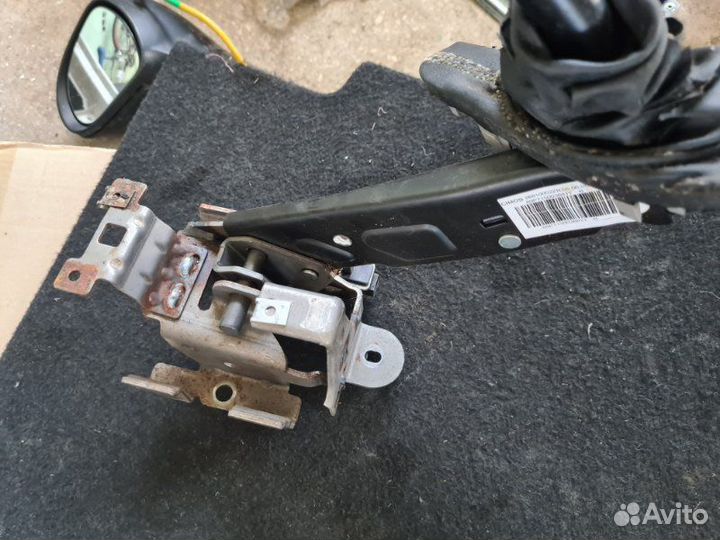 Рычаг стояночного тормоза Peugeot 308 хэтчбек 1.6