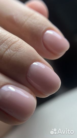 Модель на маникюр