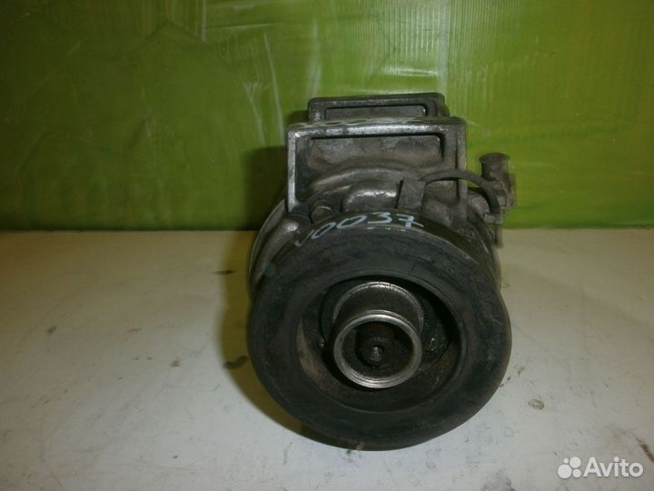 Компрессор кондиционера Volvo XC90 30742206