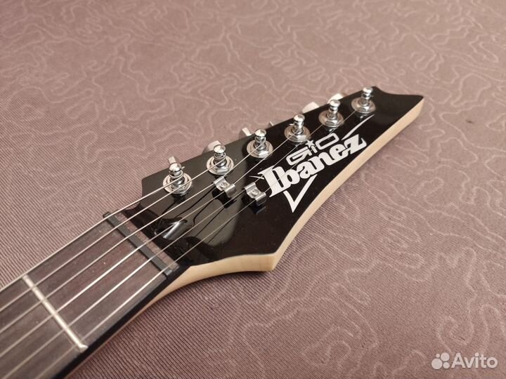 Электрогитара Ibanez с чехлом