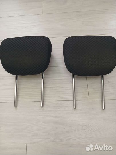 Подголовник toyota