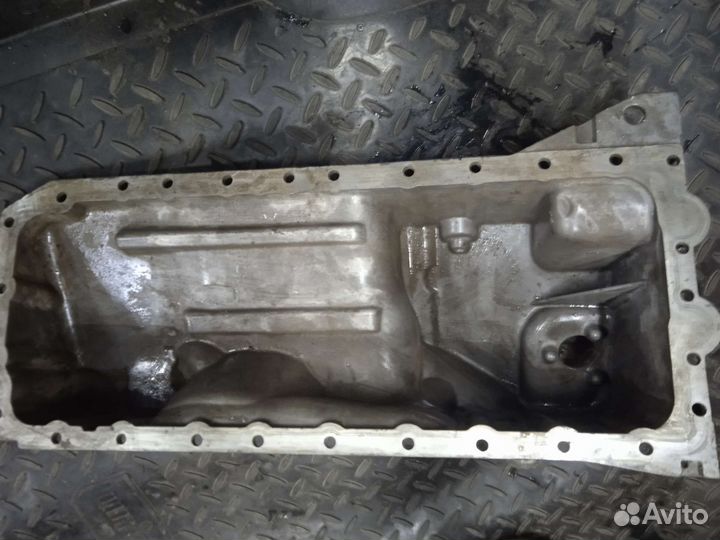 Поддон масляный двигателя BMW N52B25