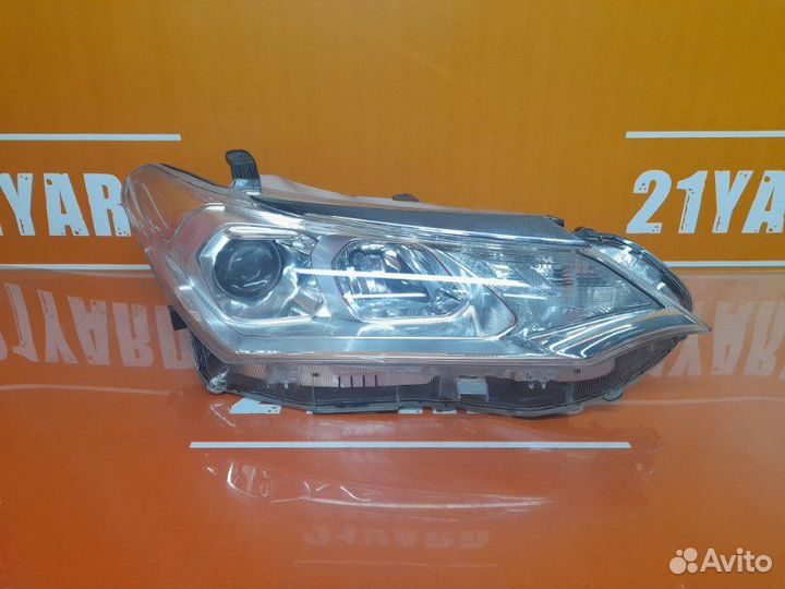 Фара правая Toyota Corolla Fielder