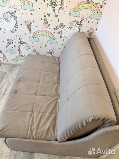 Диван-кровать б/у