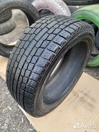 Yokohama Ice Guard IG20 215/45 R17