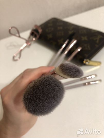 Набор кистей для макияжа
