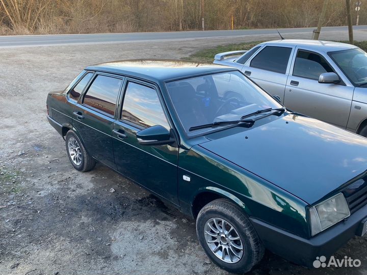 ВАЗ 21099 1.5 МТ, 2002, 180 000 км