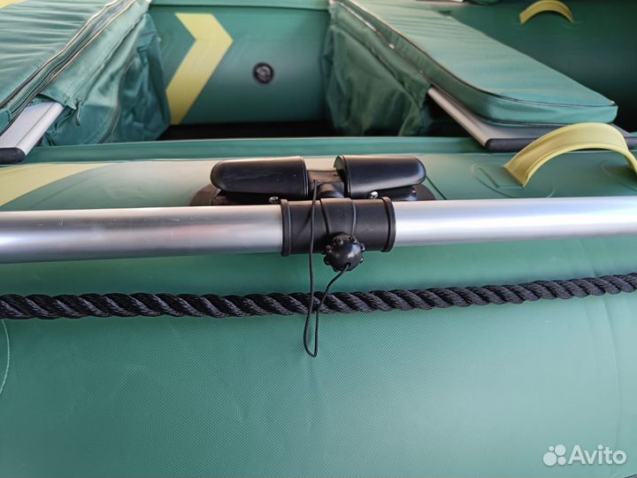 Надувная лодка нднд E330PRO Зелено-оливковая