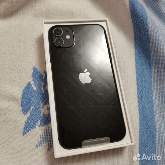 iPhone 11, 128 ГБ