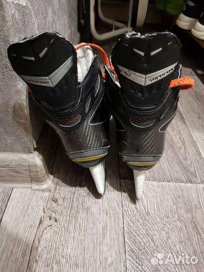 Хоккейные коньки bauer