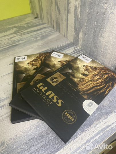 Стекло защитное на айфон