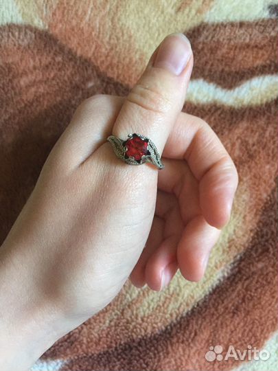 Серебряное кольцо