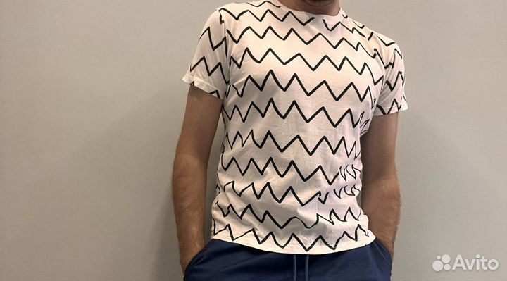 Футболка с принтом