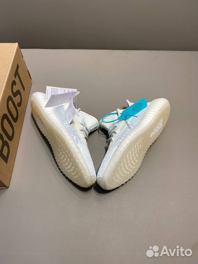 Кроссовки adidas easy буст 350 v2