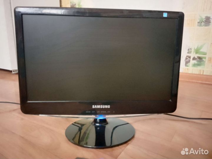 Монитор Samsung