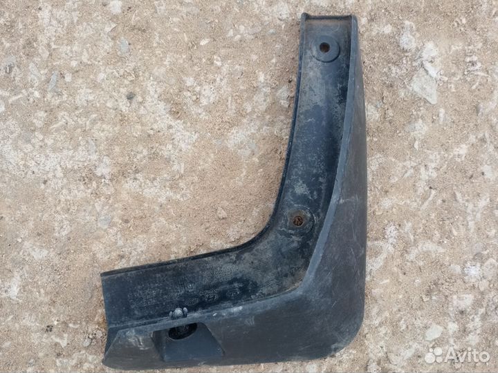 Брызговик задний правый KIA RIO 2011-2017