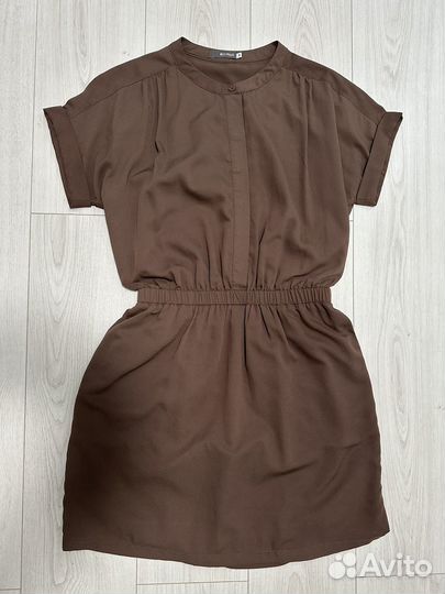 Платье женское m