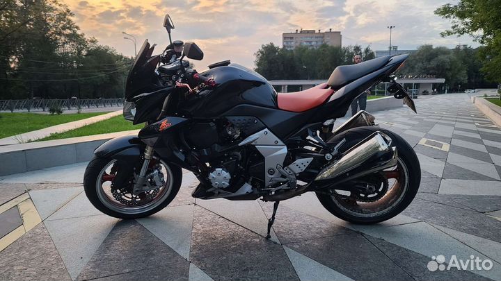 Продаю kawasaki z1000