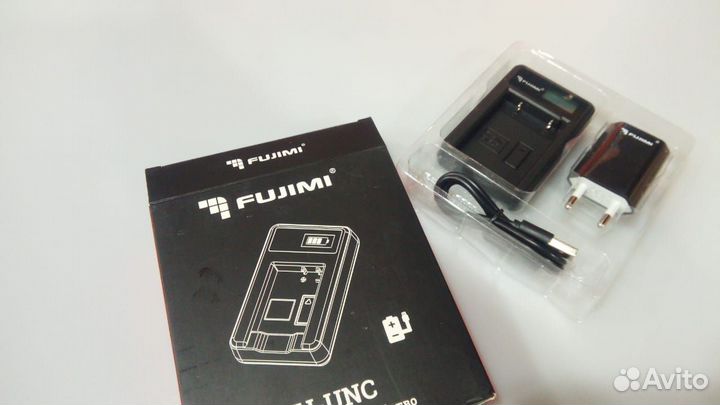 Зарядка для аккумулятора Canon LP-E5