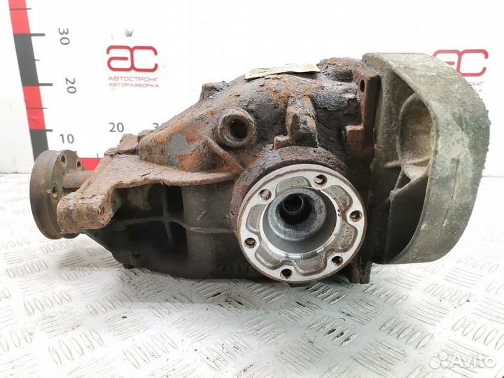 Редуктор заднего моста BMW X5 E53 2001