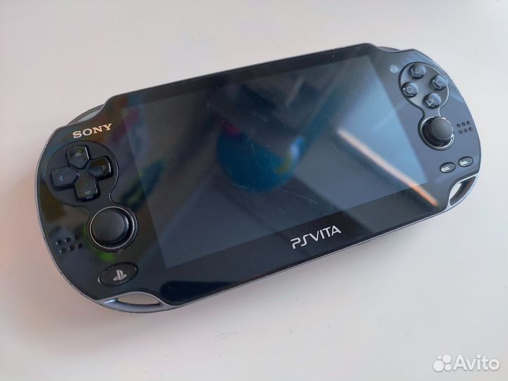 PS Vita PCH 1008 + 4gb + FIFA13