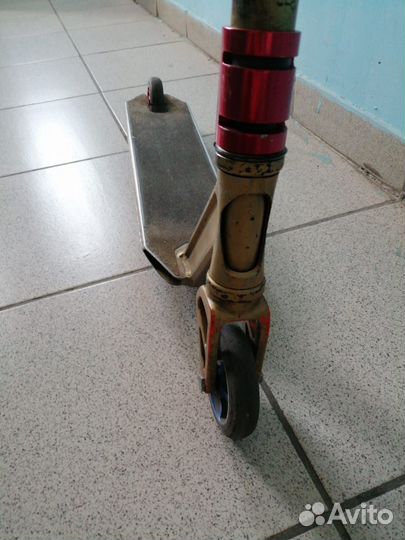 Трюковой самокат oxelo