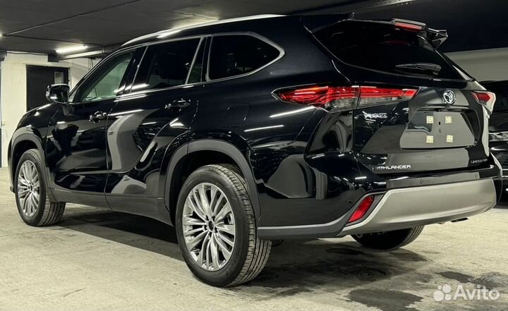 Toyota Highlander 2.0 AT, 2024