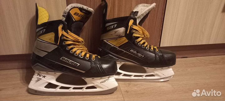 Хоккейные коньки bauer
