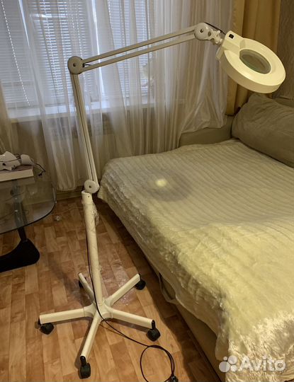 Лампа косметолога (рассмотрю обмен, в описании)