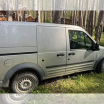 Ford Transit Connect 1.8 MT, 2011, битый, 145 725 км, с пробегом, цена 450 000 руб.