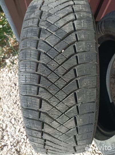 Pirelli Ice Zero 215/60 R17 T
