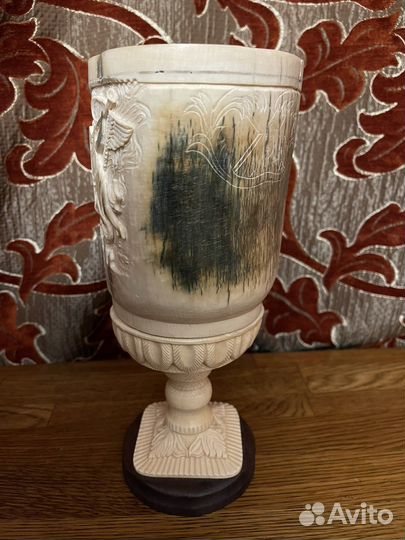 Кубок из бивня мамонта