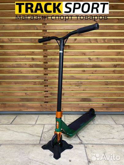 Трюковой самокат Vokul Saga черно зеленый