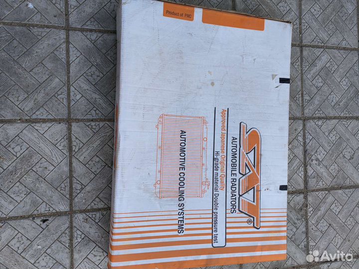 Радиатор охлаждения на Хендай Туксон