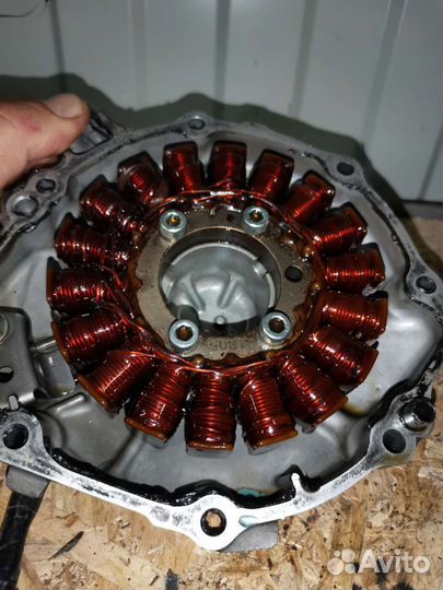Honda cbr1000rr 04-07 cb1000r статор генератор