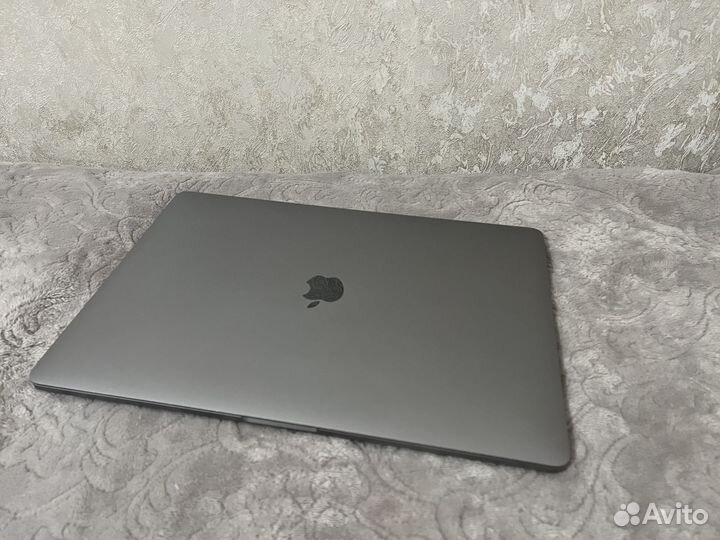 Apple macbook pro 15 2017 512 gb