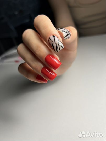 Маникюр
