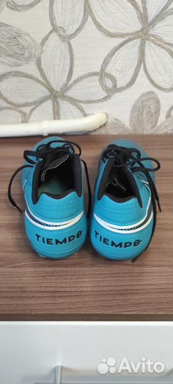 Футбольные летние бутсы Nike Tiempo Legend 8