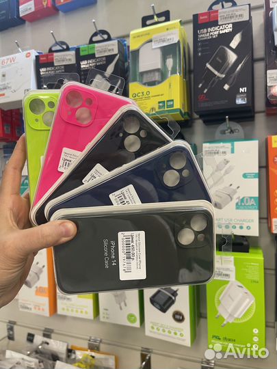 Чехлы для iPhone 14