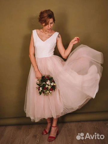 Свадебное платье 42-44 размер объявление продам