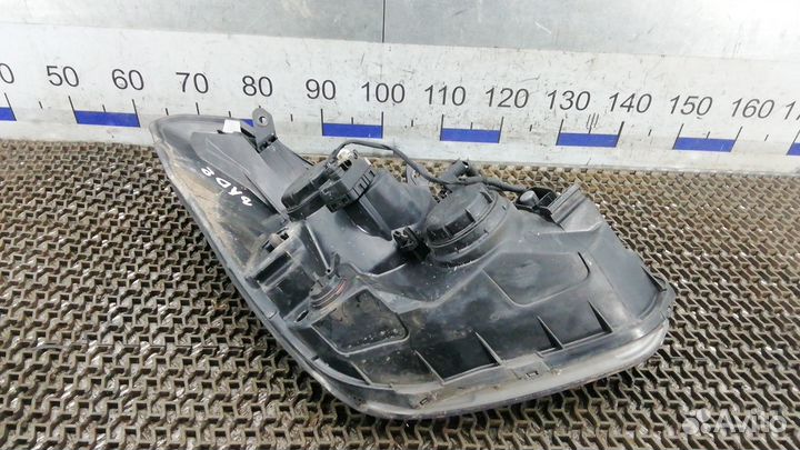 Фара Hyundai H-1 Starex (2007-2015)