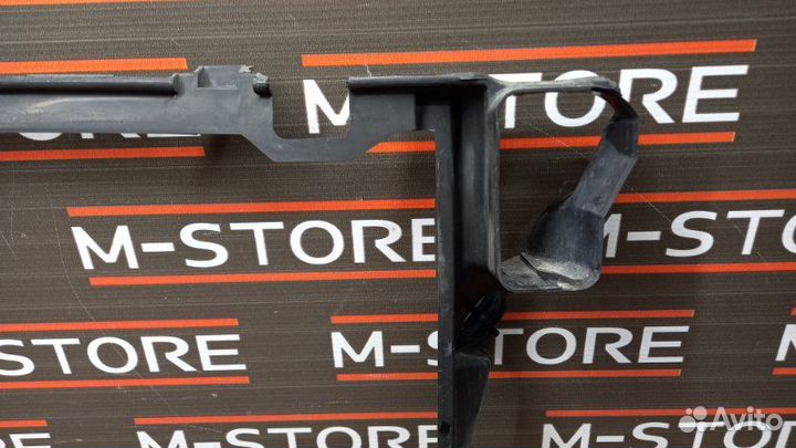 Диффузор радиатора Mercedes-Benz E-Class W210